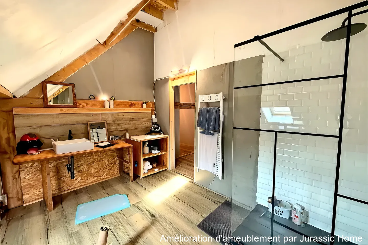 Maison Charmante avec Potentiel d'Agrandissement - Photo 9 sur 13