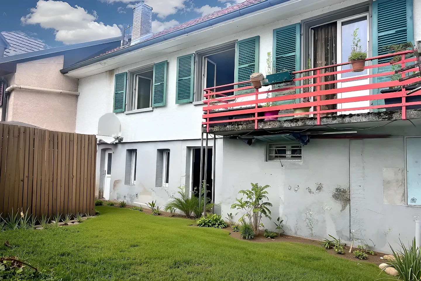 Casa di carattere con 5 camere e fienile - Foto 1 di 13