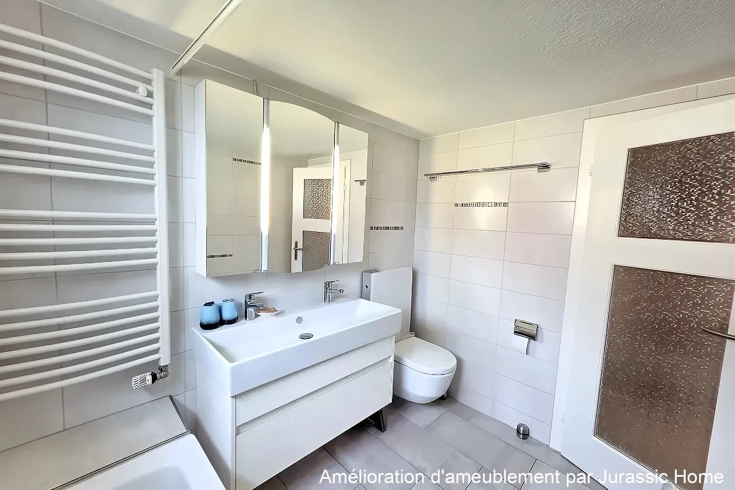 Completely renovated 4.5-room apartment with balcony and garden - Photo 10 of 13