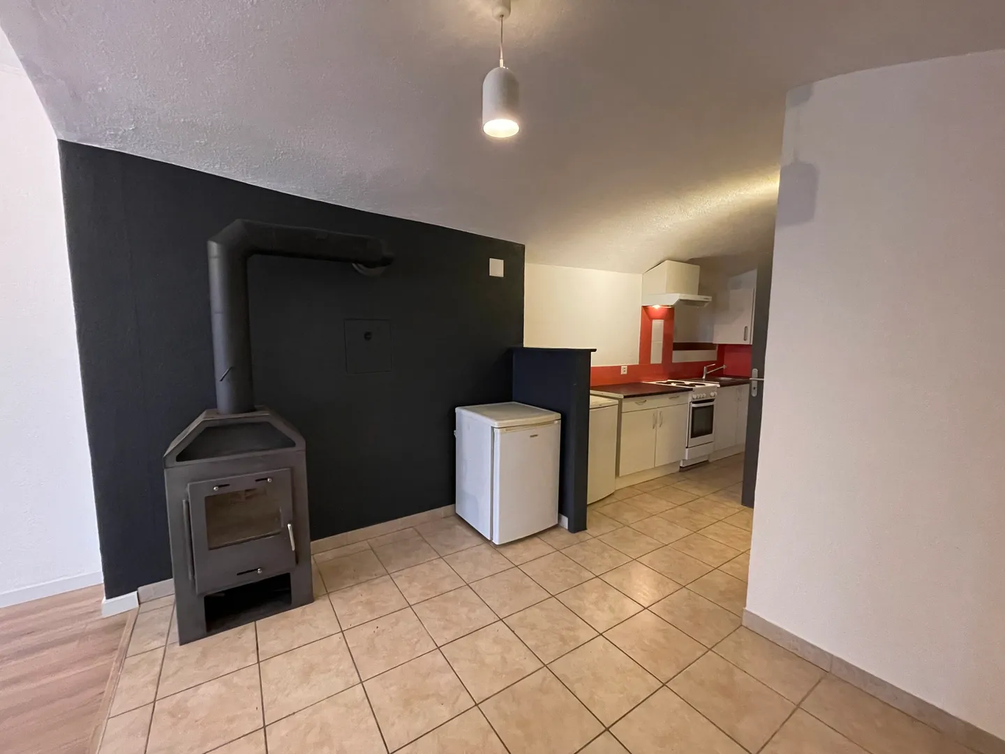 2.5 Room Apartment for Rent   Charm and Comfort in the Heart of Porrentruy - Photo 2 of 11