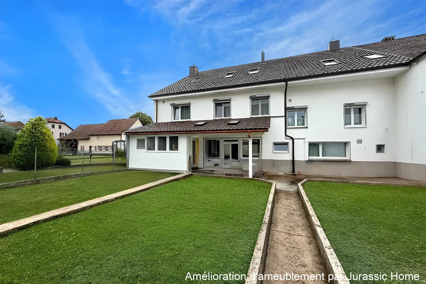 Completely renovated 4.5-room apartment with balcony and garden - Photo 13 of 13