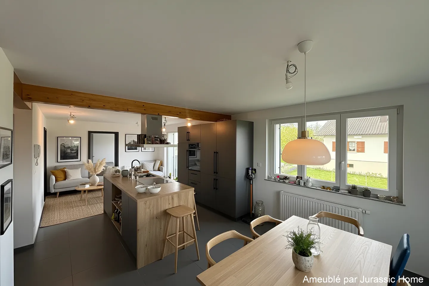 4.5-room apartment of approximately 80 m² with communal garden and garage - Photo 12 of 13