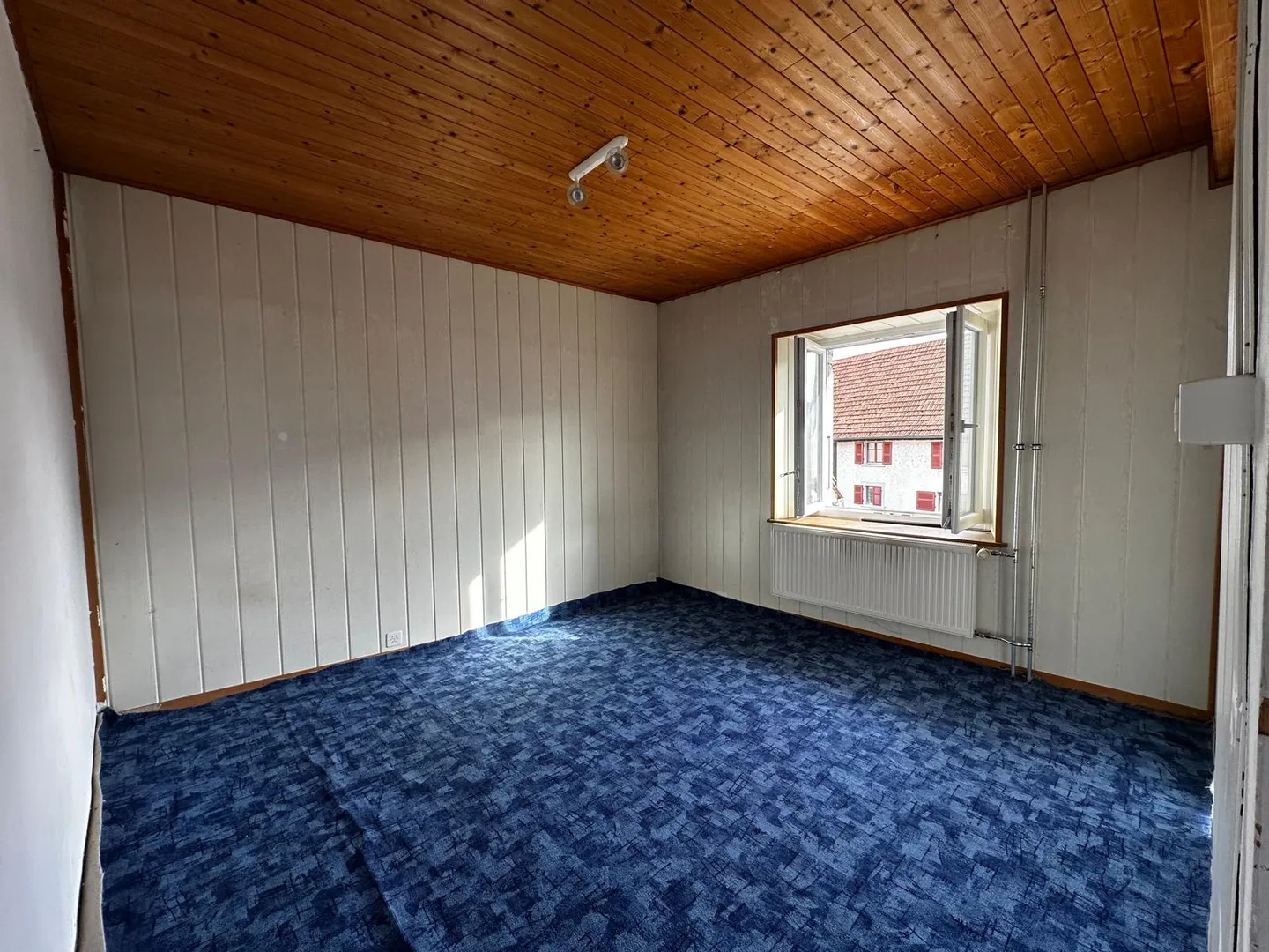 Casa di carattere con 5 camere e fienile - Foto 8 di 13