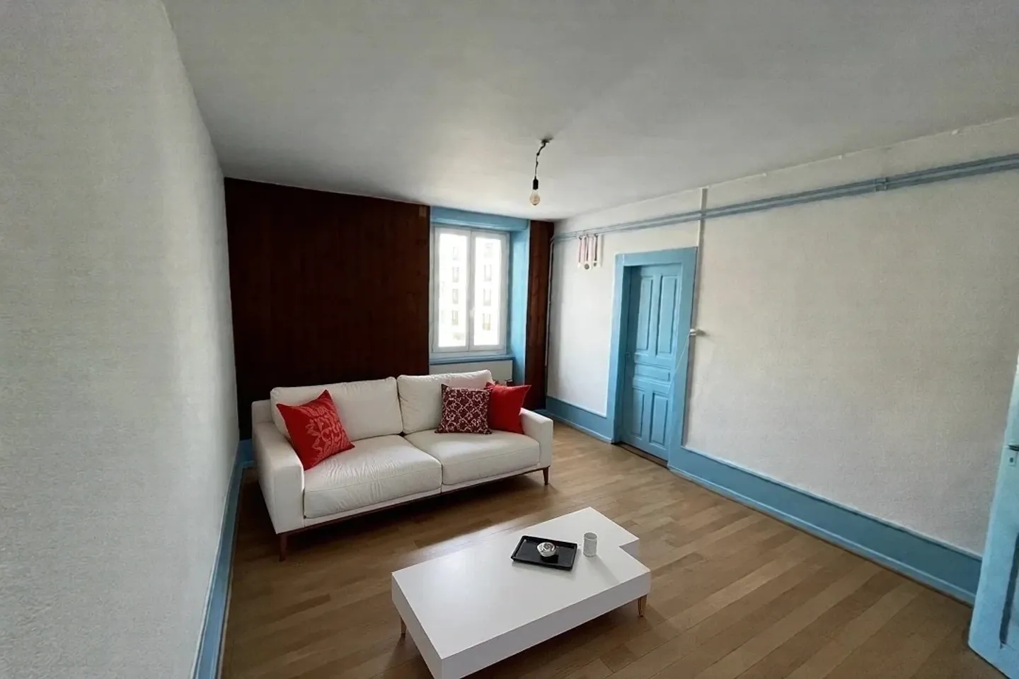 Appartement spacieux 4,5 pièces - Photo 6 sur 12