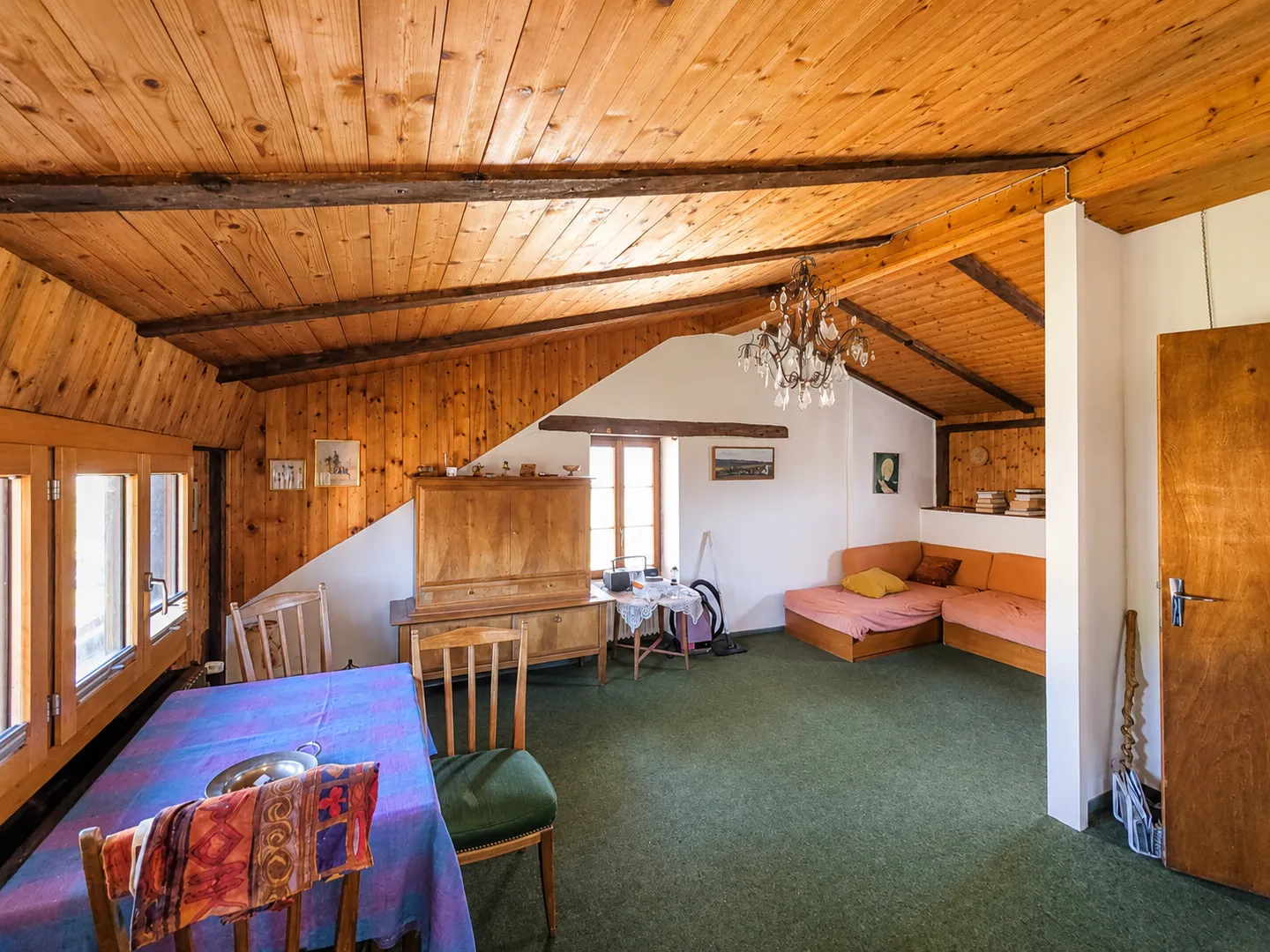 Chalet-style apartment in Courtemaîche - 2.5 rooms - Photo 1 of 13