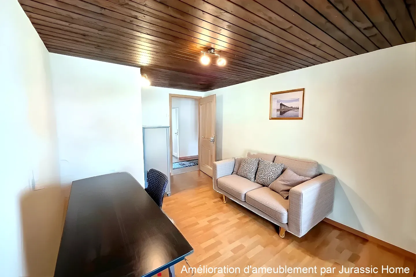 Completely renovated 4.5-room apartment with balcony and garden - Photo 6 of 13