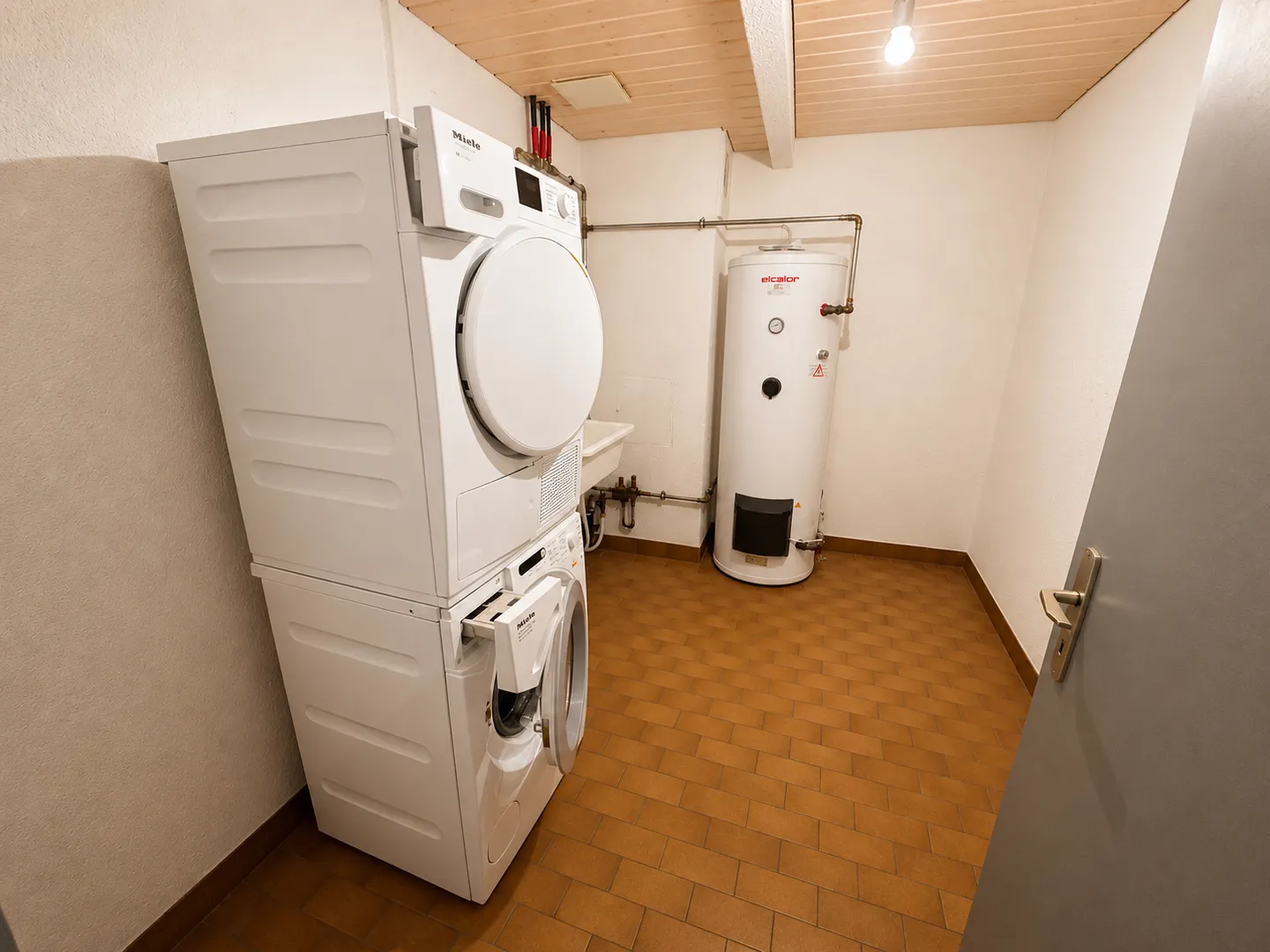 Spacieux appartement de 4.5 pièces avec vue sur le Château   Porrentruy - Photo 8 sur 12