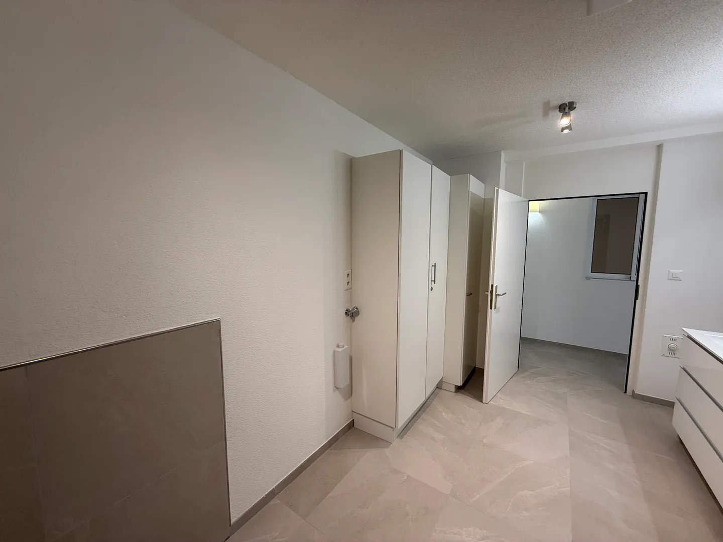 3.5 room apartment with large terrace 70 m² - Photo 10 of 13