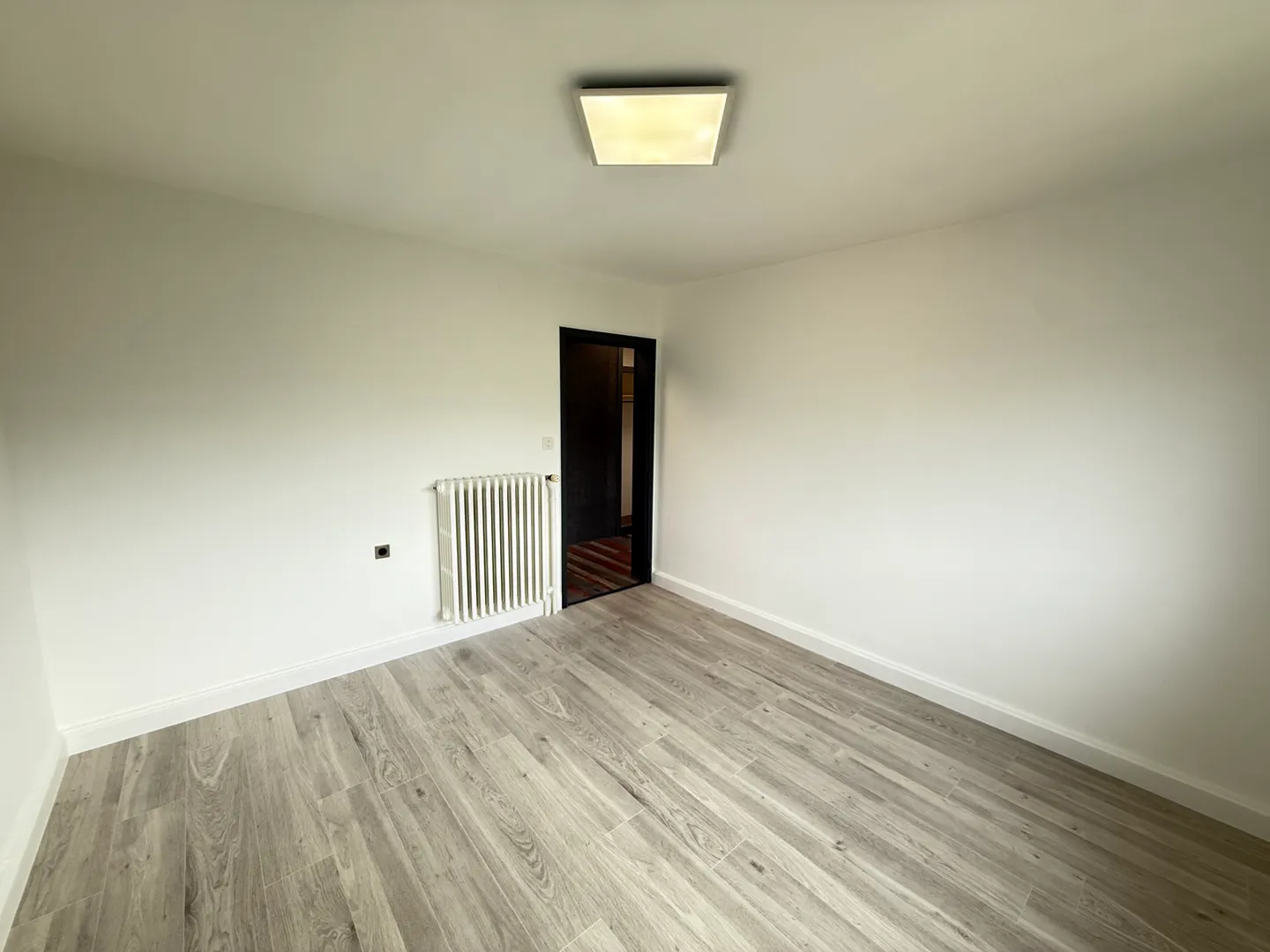 Casa indipendente di 4,5 locali con soppalco e piacevole spazio esterno Fontenais (JU) - Foto 12 di 13