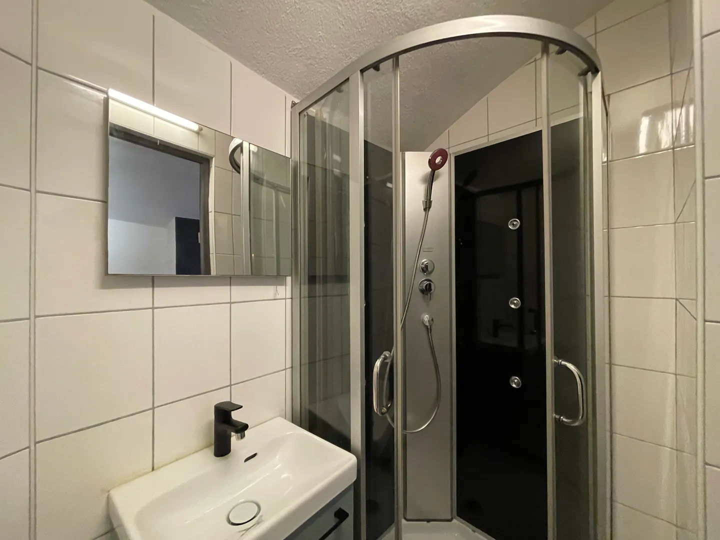 2.5 Room Apartment for Rent   Charm and Comfort in the Heart of Porrentruy - Photo 4 of 11