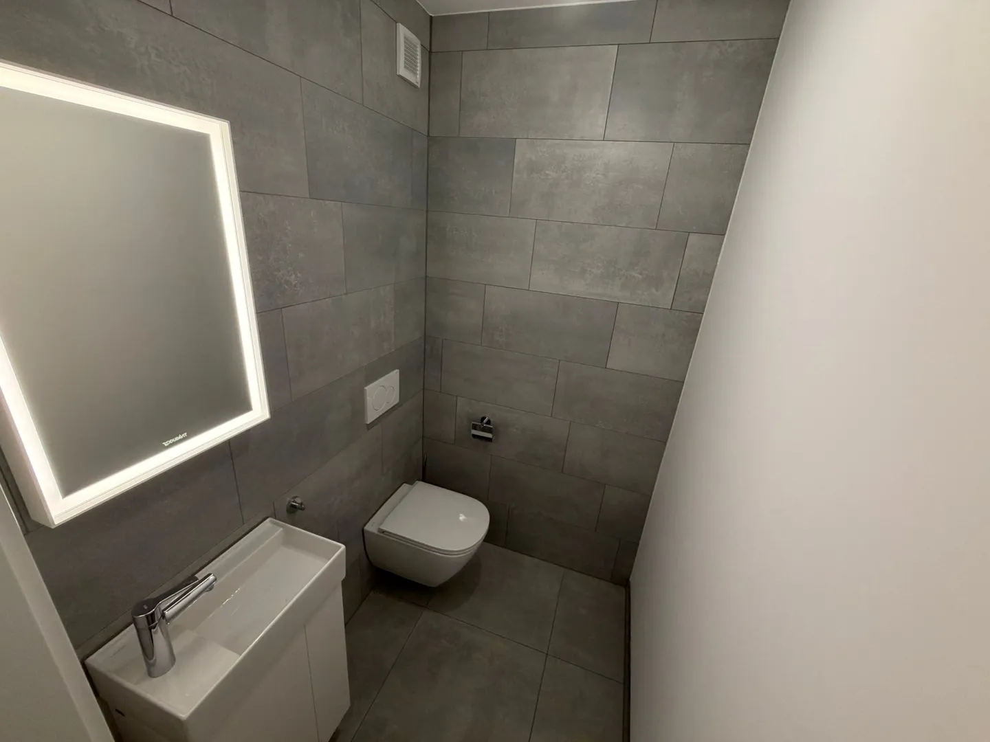 Magnificent bright triplex of 4.5 rooms with terrace in Porrentruy - Photo 10 of 13