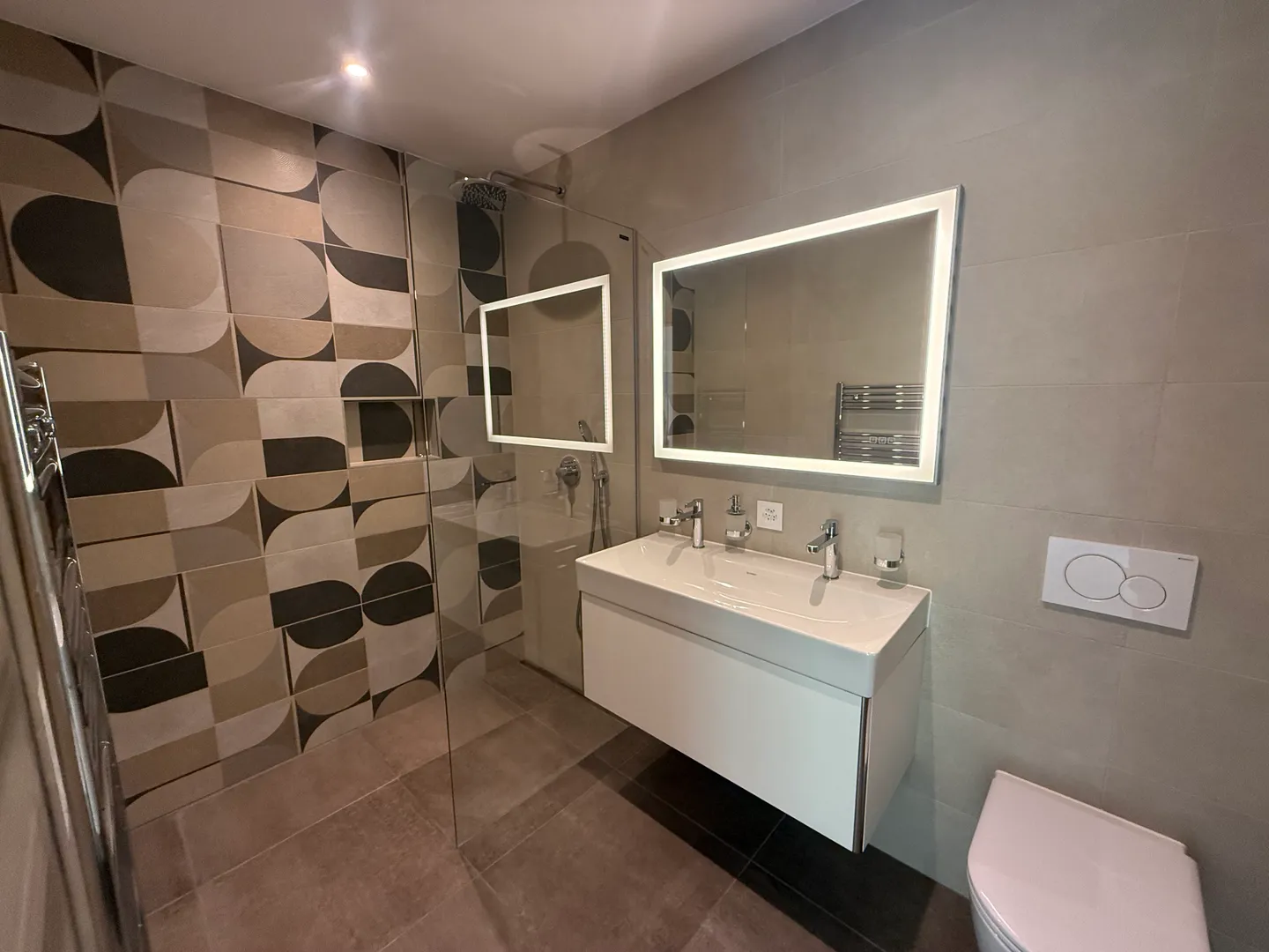 Unique Appartement de standing dans le nouveau quartier de l'Oiselier.  - Photo 8 of 13