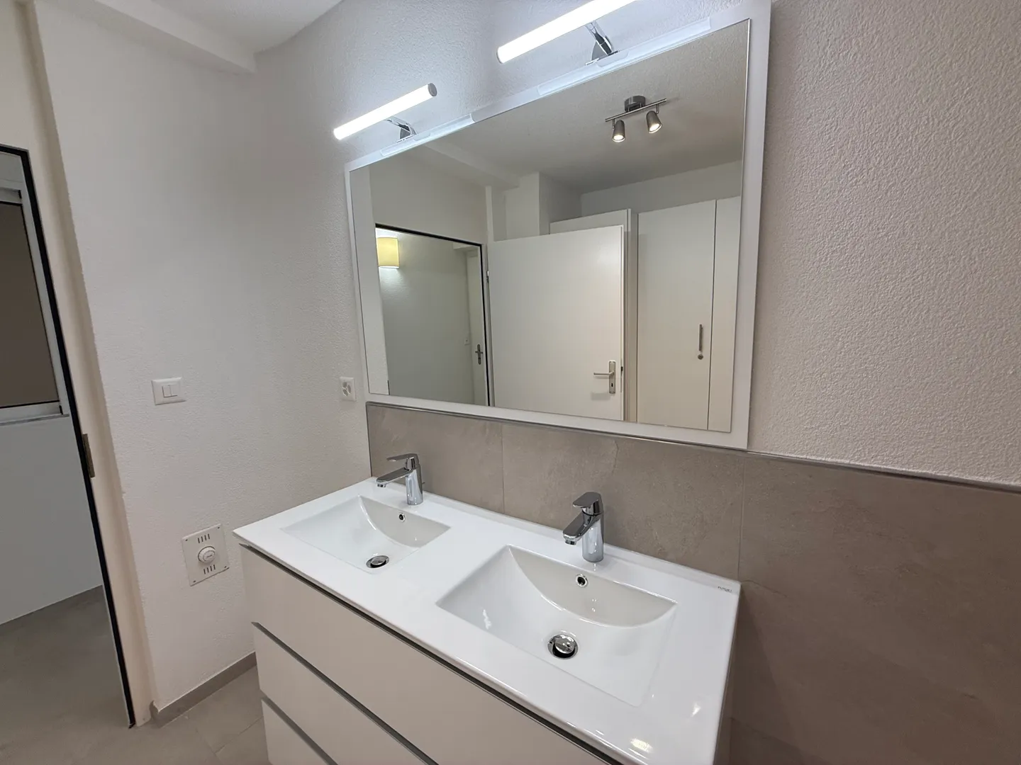 3.5 room apartment with large terrace 70 m² - Photo 11 of 13