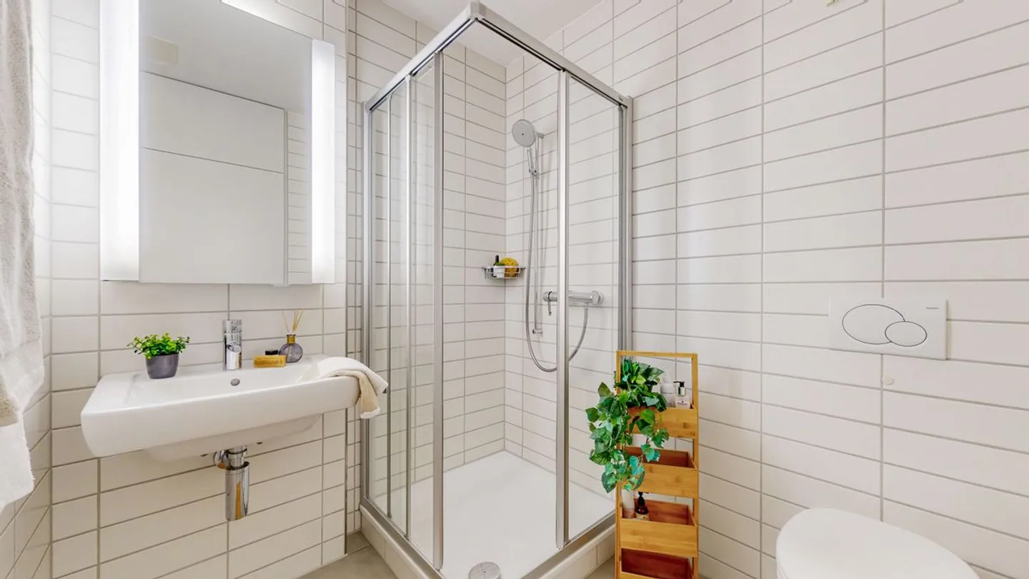 Familienwohnung mit Balkon in Fehraltorf - Foto 9 von 12