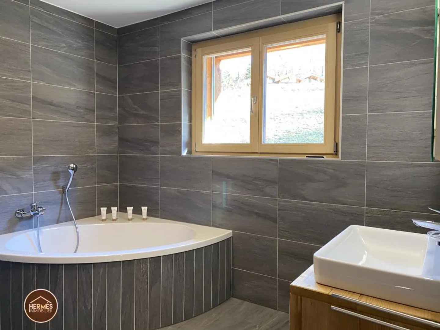 Superbo attico duplex / ski-in & ski-out sulle piste di Veysonnaz - Foto 9 di 13