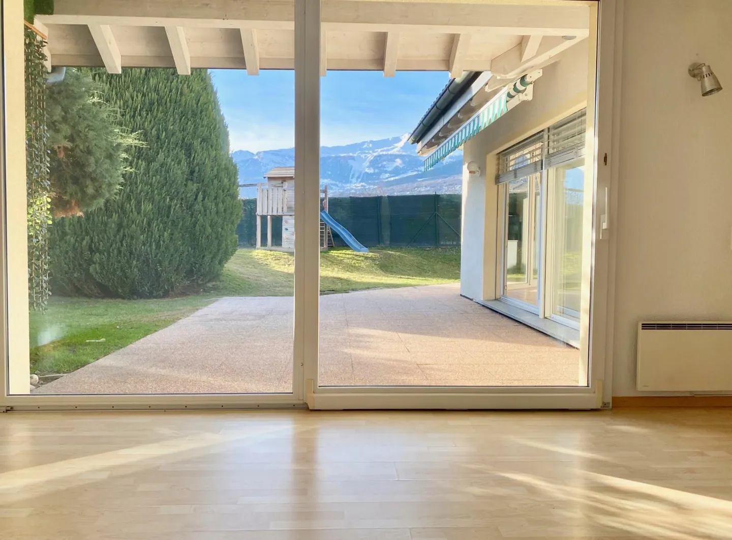 Posizione - Ampio appartamento di 4,5 locali con grande giardino privato a Bramois - Foto 6 di 13