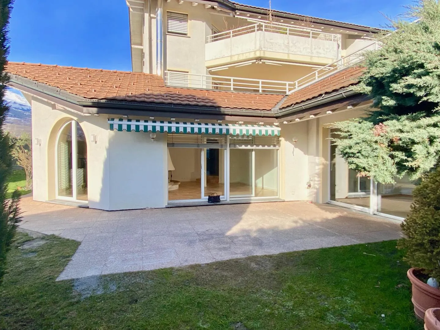 Posizione - Ampio appartamento di 4,5 locali con grande giardino privato a Bramois - Foto 2 di 13