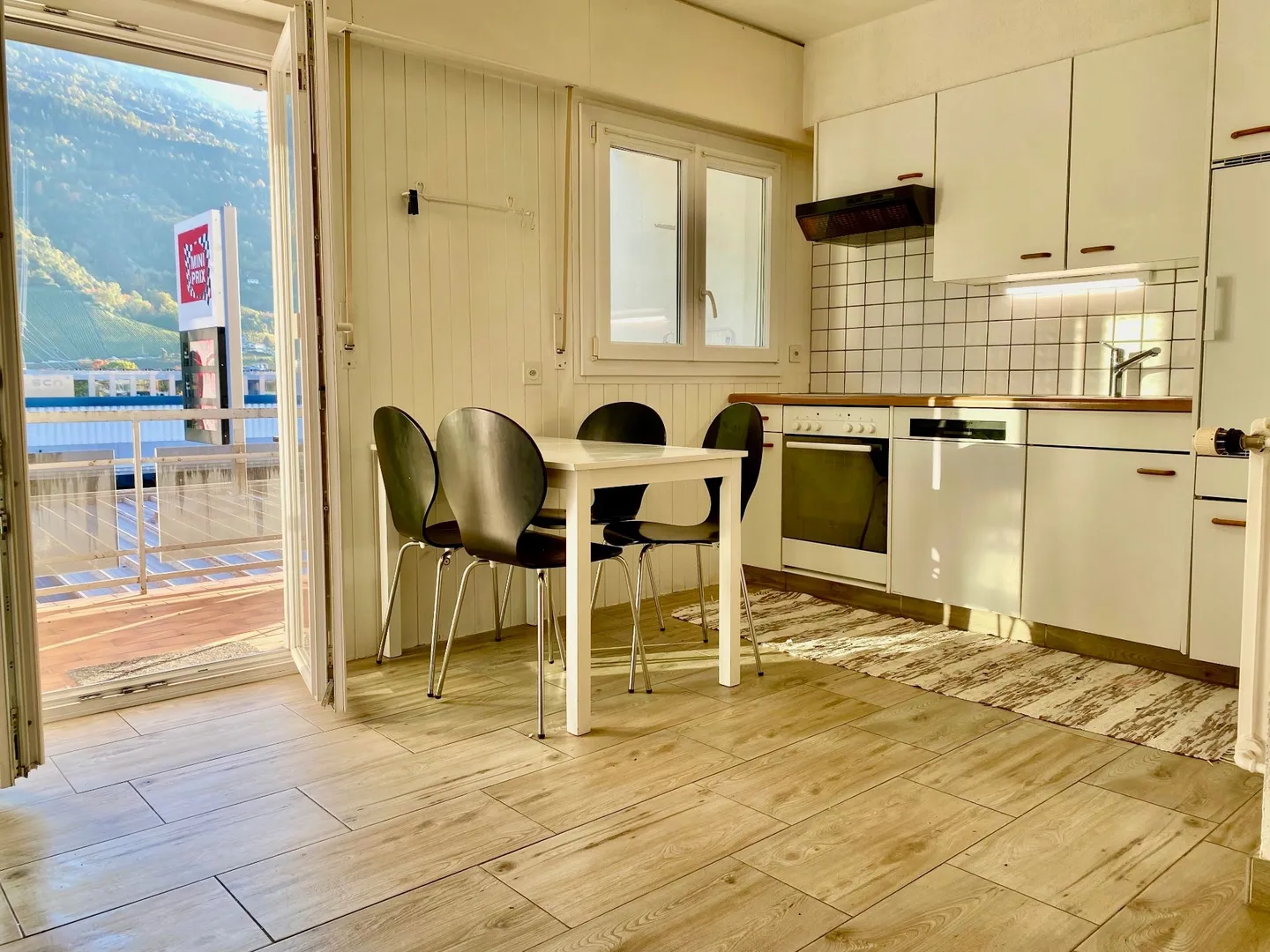 Schöne 2,5-Zimmer-Wohnung in Sion - Südbalkon - Foto 1 von 13