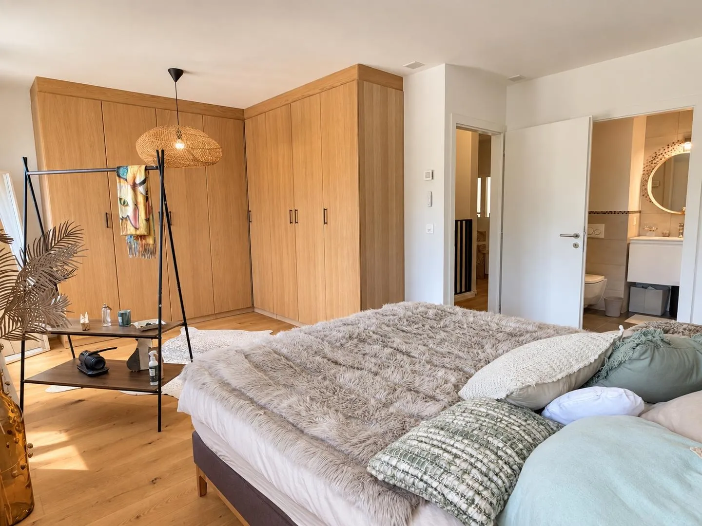 Magnifique villa de 4.5 pièces à Salins - Élégance, calme et vue sur la plaine du Rhône - Photo 10 of 13