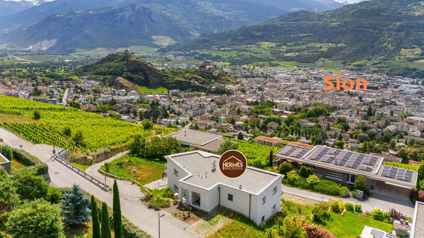 Stupendo appartamento attico a Sion - Foto 1 di 13