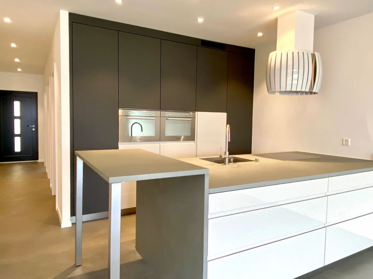 Contemporary villa 5.5 rooms for rent in Gravelone, municipality of Sion - Photo 7 of 13
