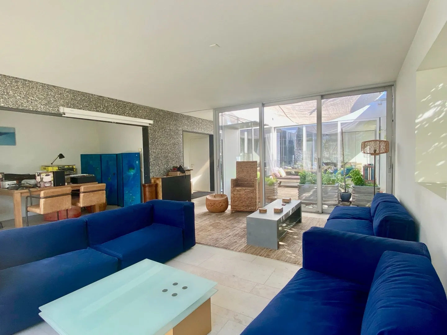 Villa architettonica unica a Sion, che beneficia di una posizione rara ed eccezionale - Foto 11 di 13