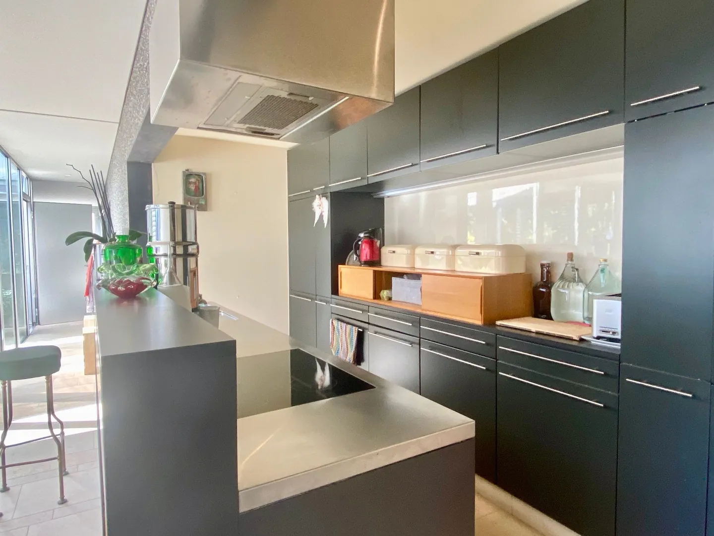 Villa architettonica unica a Sion, che beneficia di una posizione rara ed eccezionale - Foto 12 di 13