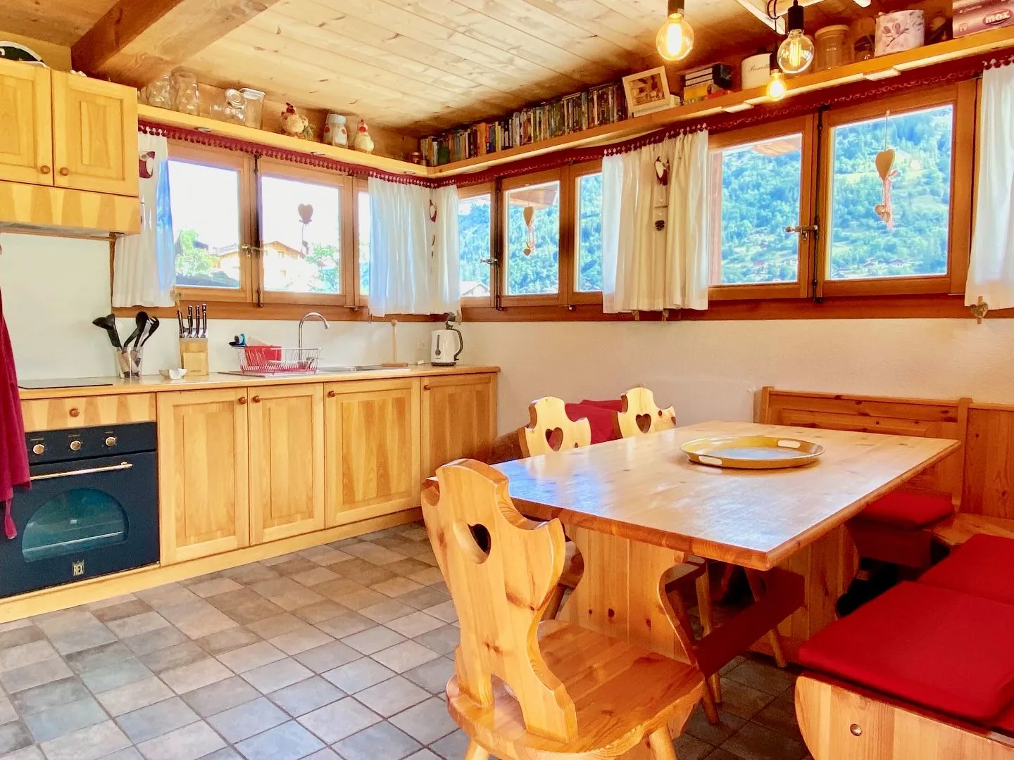 Tiny House / Authentic Mayen - 3.5 rooms - Mayoux (Val d'Anniviers) - Photo 8 of 13