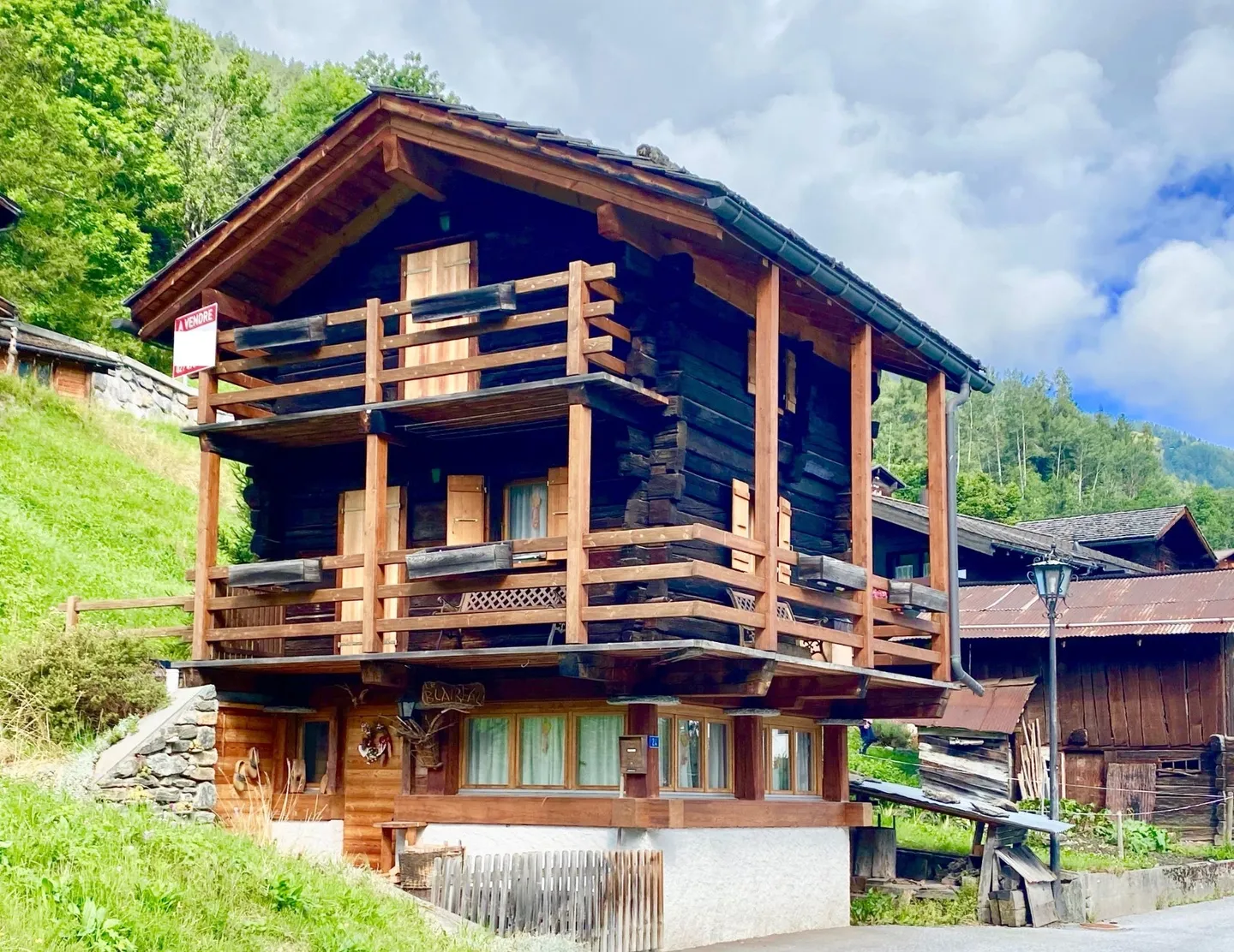 Tiny House / Authentic Mayen - 3.5 rooms - Mayoux (Val d'Anniviers) - Photo 4 of 13