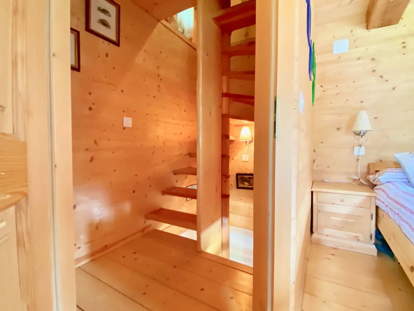 Tiny House / Authentic Mayen - 3.5 rooms - Mayoux (Val d'Anniviers) - Photo 10 of 13