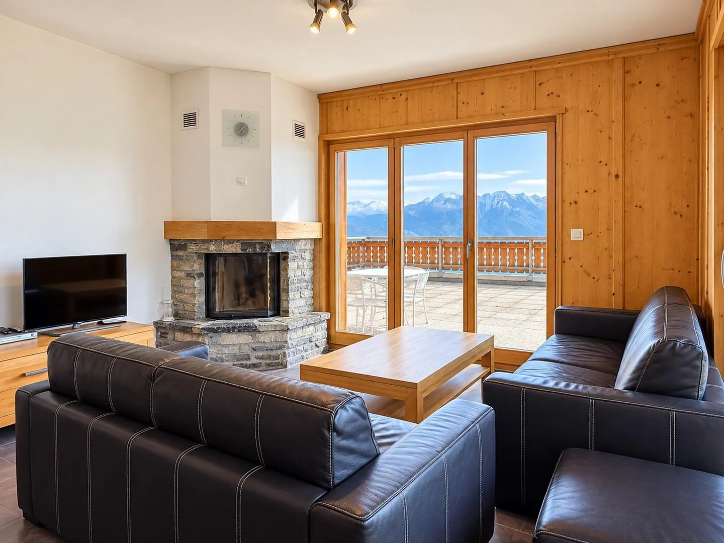 Wunderschöne 4,5-Zimmer-Wohnung in Veysonnaz - Ski-in / Ski-out - Panoramaterrasse - Foto 8 von 13