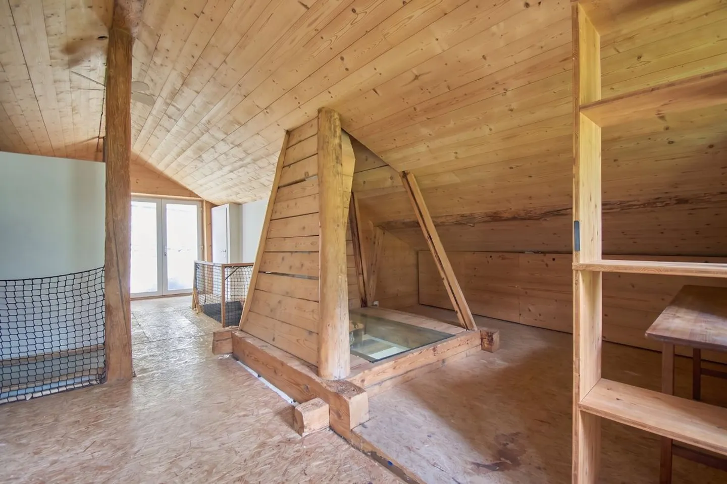 A chalet that tells a story... and awaits yours. - Photo 5 of 10