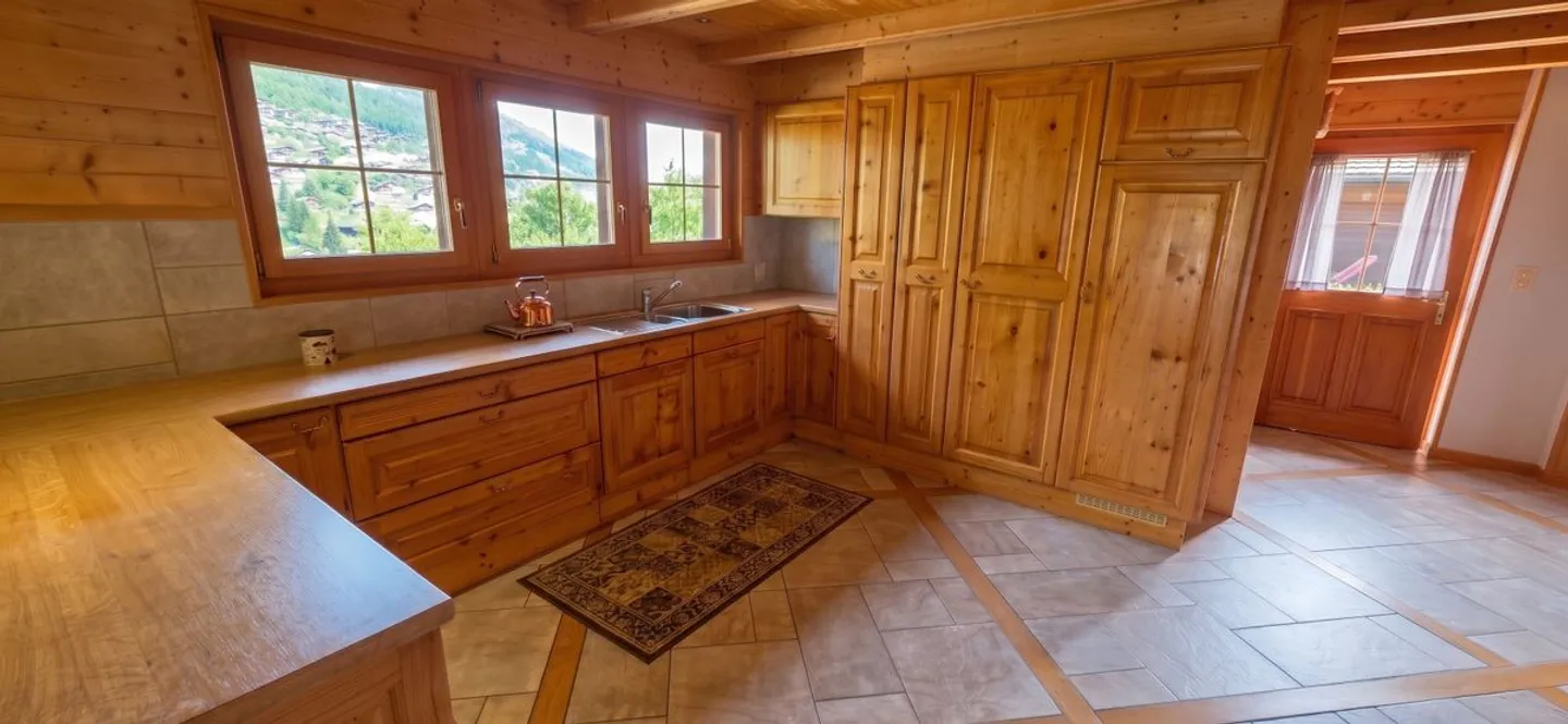 Authentique chalet de 1850 - Charme, espace et tradition - Photo 6 of 13