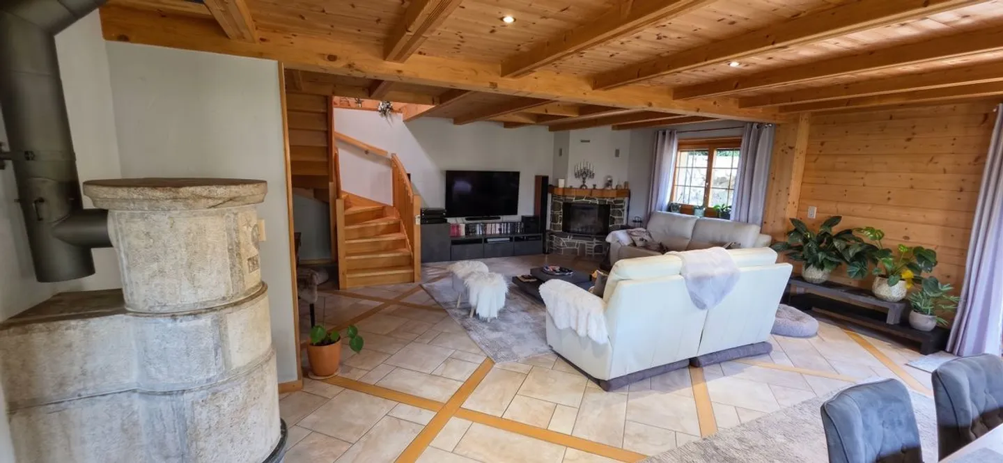 Authentique chalet de 1850 - Charme, espace et tradition - Photo 5 of 13
