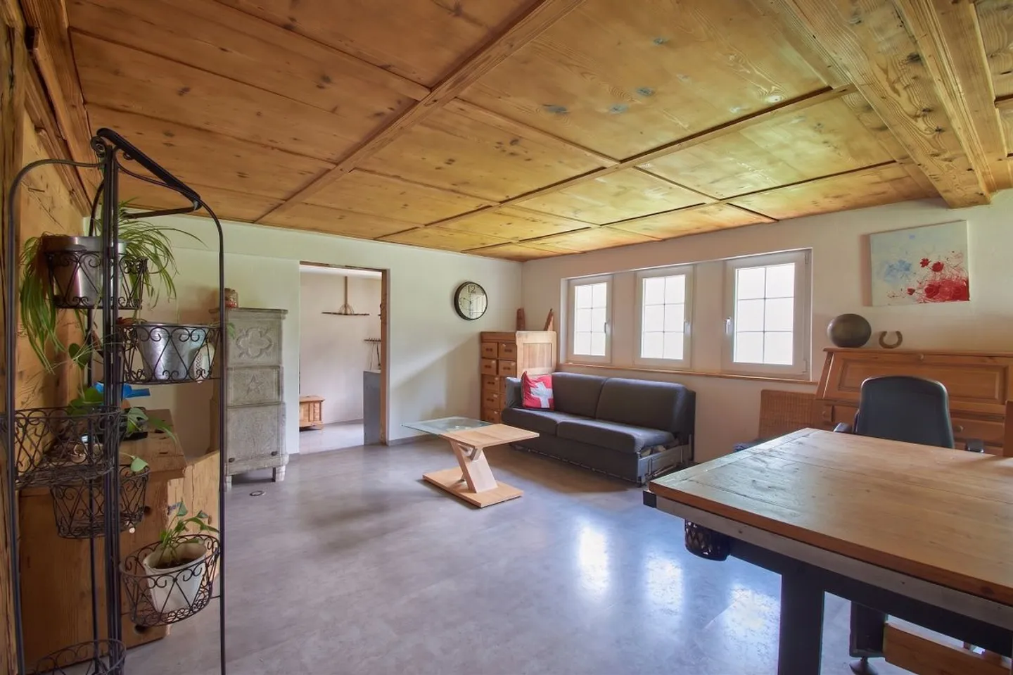 A chalet that tells a story... and awaits yours. - Photo 4 of 10