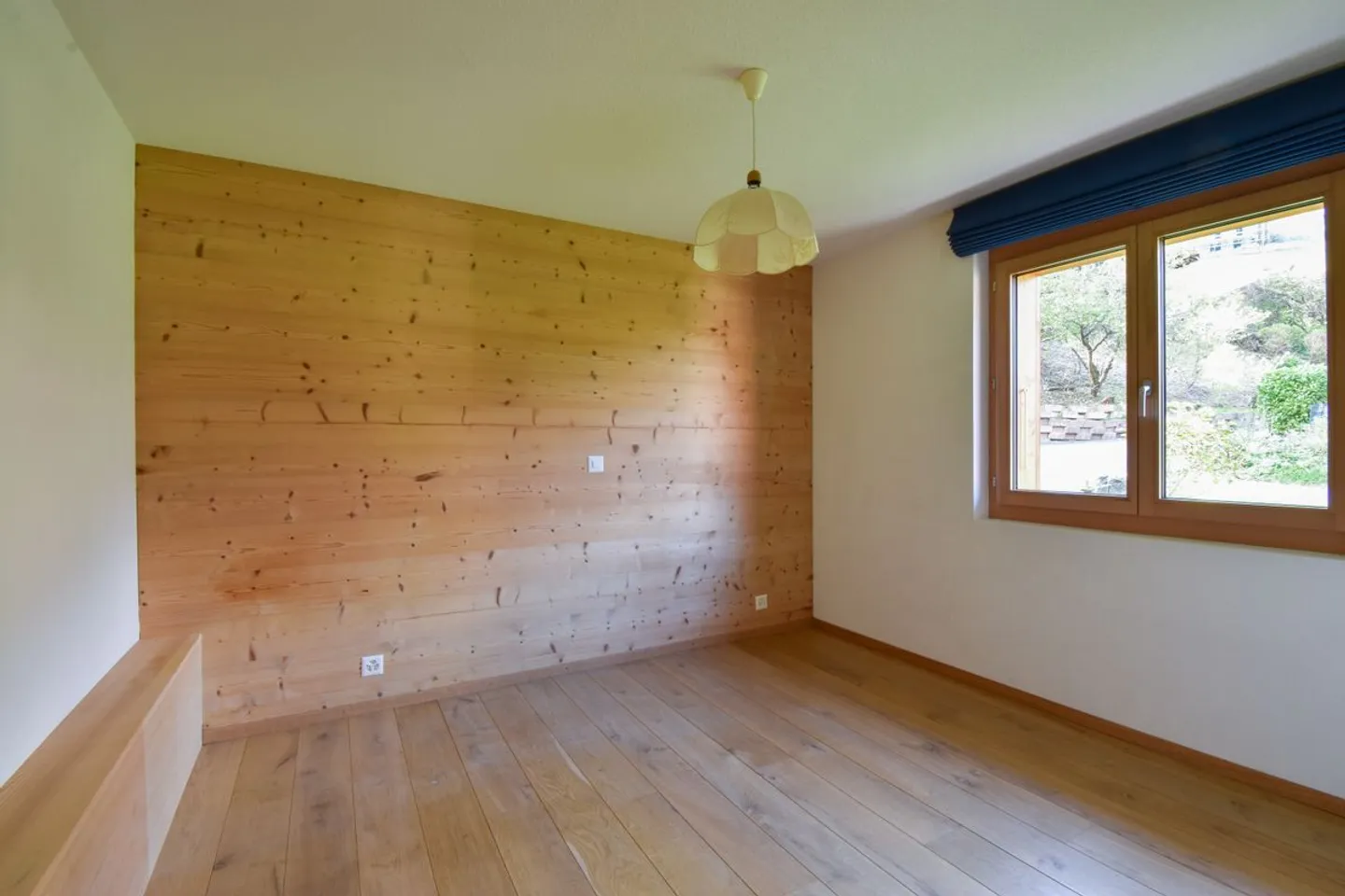 SALE IN SECONDARY RESIDENCE - 4.5 room apartment with terrace - Photo 6 of 13