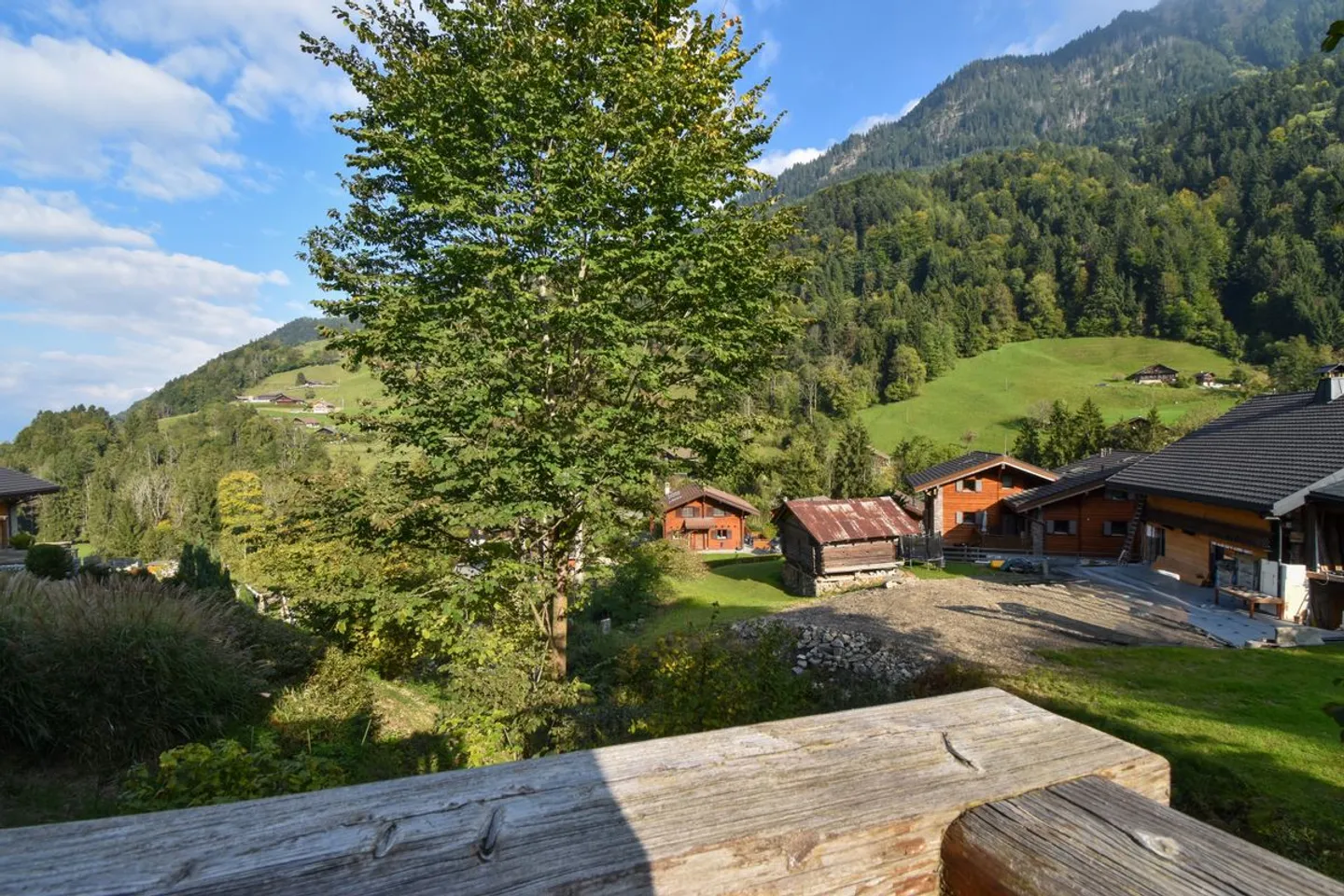 SALE IN SECONDARY RESIDENCE - 4.5 room apartment with terrace - Photo 9 of 13