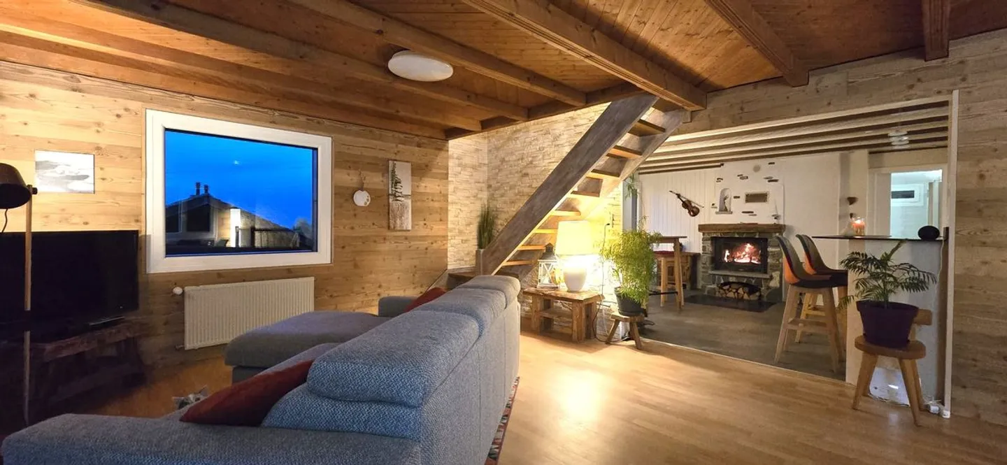 Chalet in Daviaz - Massongex (sale in secondary residence authorized) - Photo 1 of 13