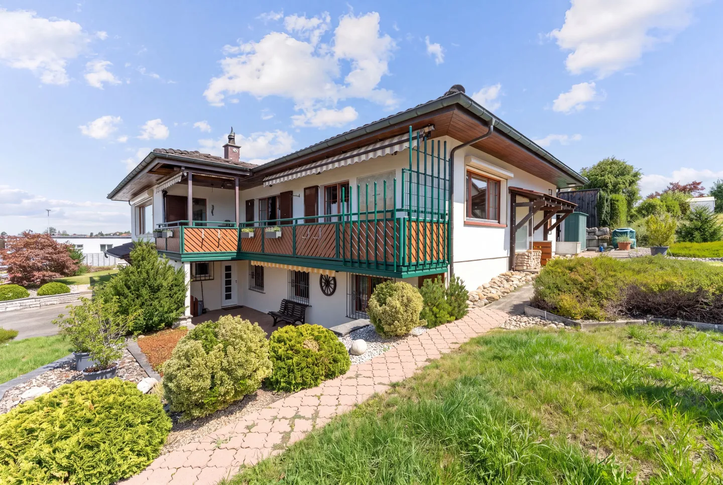 8.5-Room Single-Family House with a View in Obfelden for Sale - Photo 12 of 13