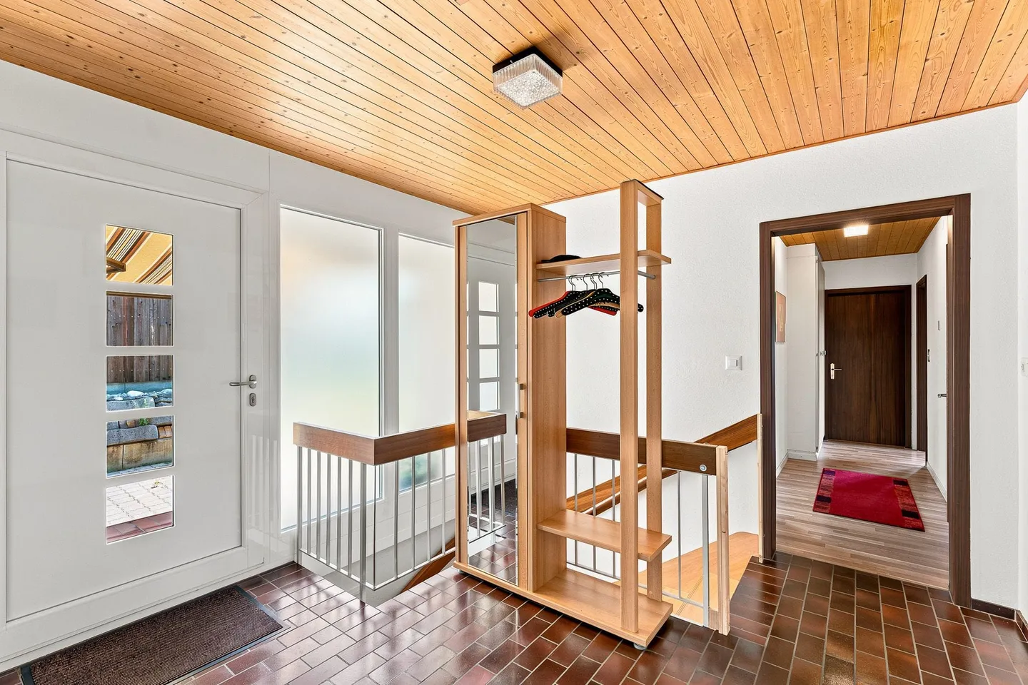 8.5-Zimmer-Einfamilienhaus mit Weitsicht in Obfelden kaufen - Photo 4 of 13