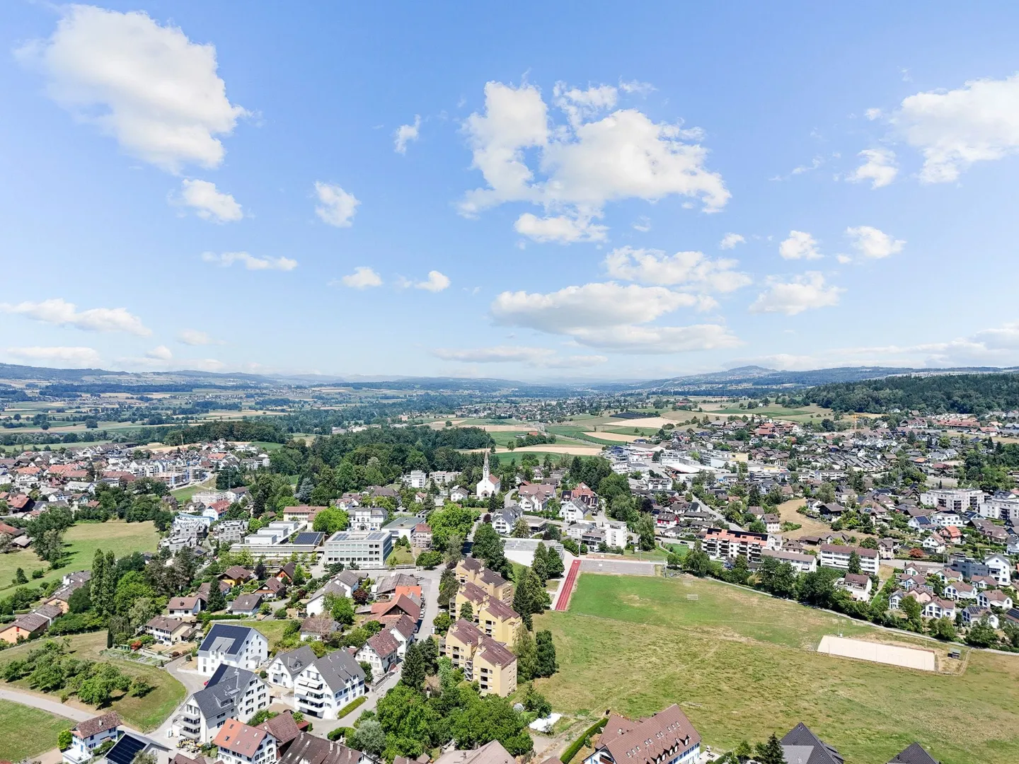 8.5-Room Single-Family House with a View in Obfelden for Sale - Photo 13 of 13
