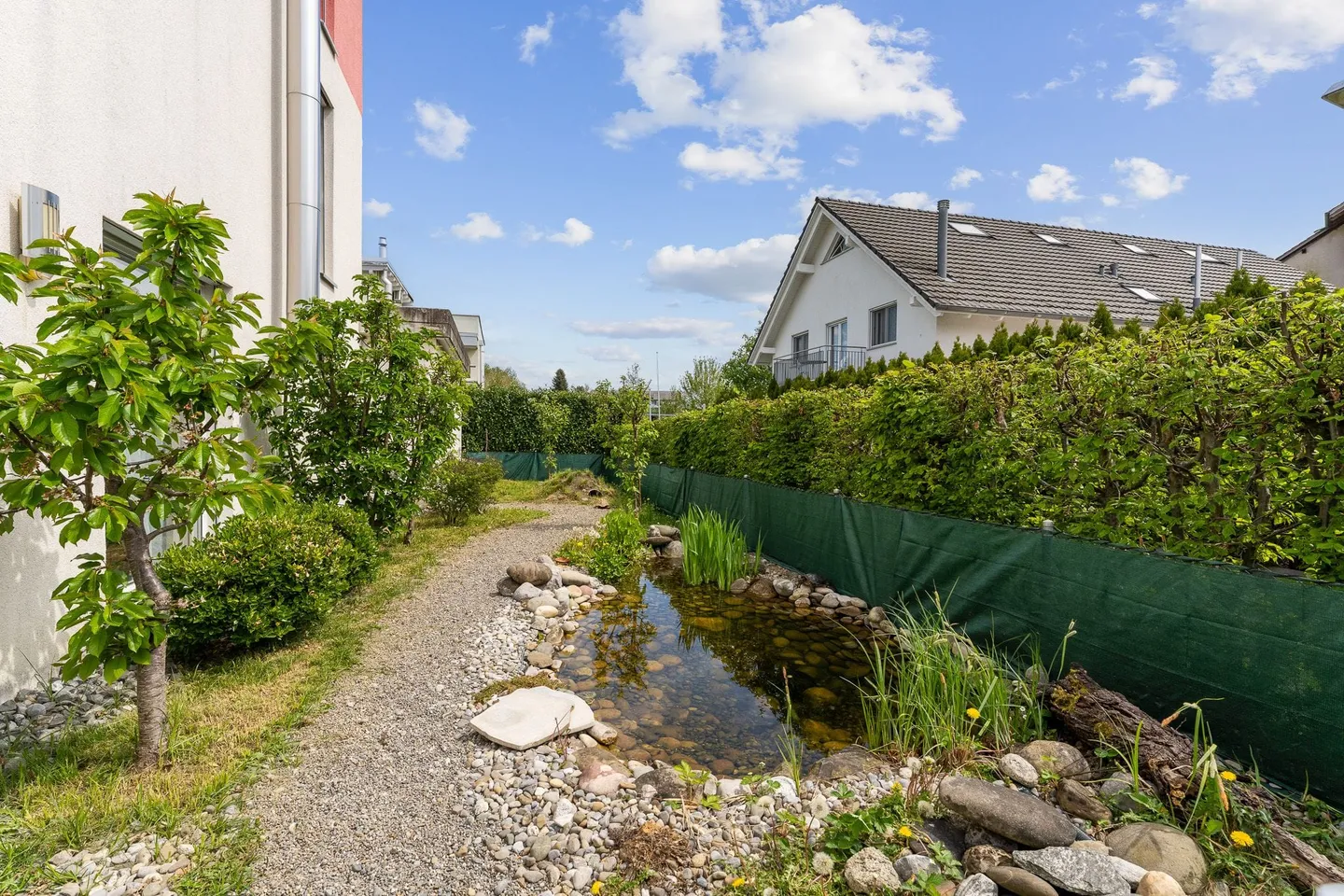 5.5-Room Detached House in Exclusive Design, Garden & Double Garage in Hochdorf - Photo 13 of 13