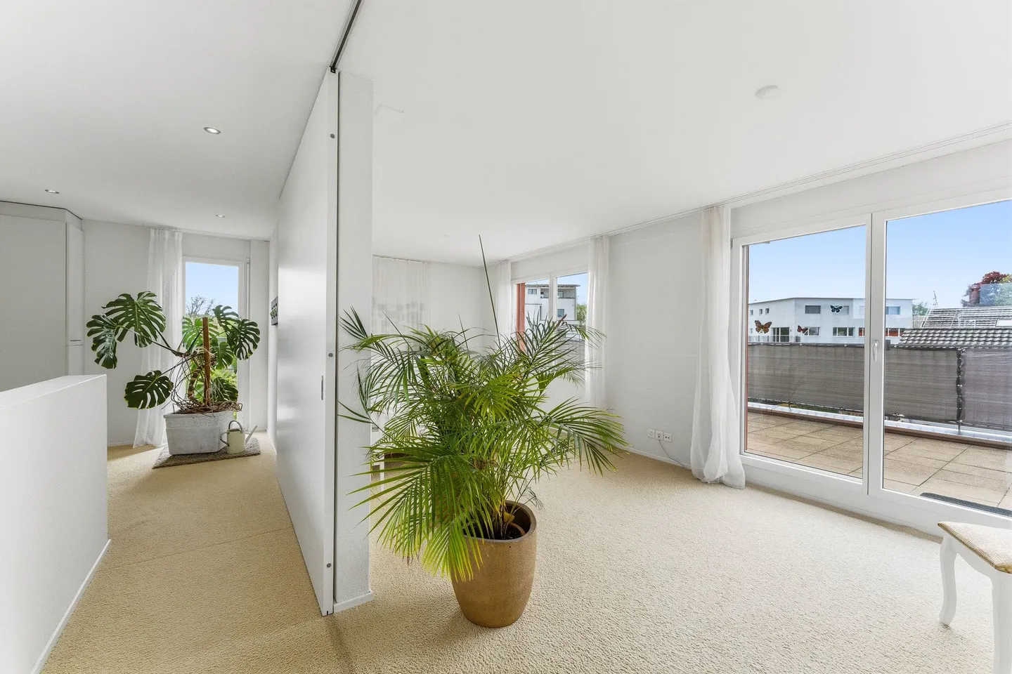 5.5-Room Detached House in Exclusive Design, Garden & Double Garage in Hochdorf - Photo 9 of 13