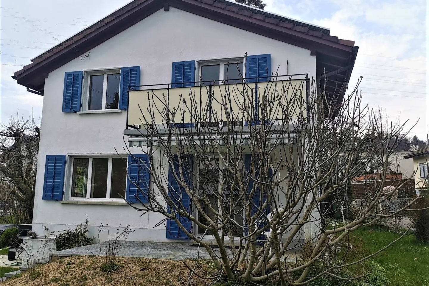4.5-Zi.-Einfamilienhaus mit grossem Garten in Gränichen - Foto 1 von 13
