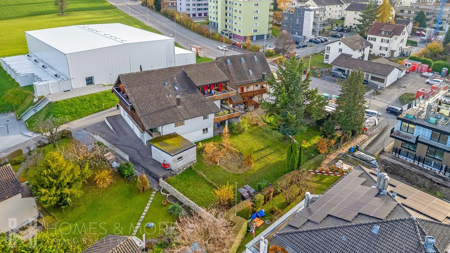 GROSSZÜGIGE LIEGENSCHAFT MIT EINLIEGERWOHNUNG UND BAULANDRESERVE - Foto 12 von 12
