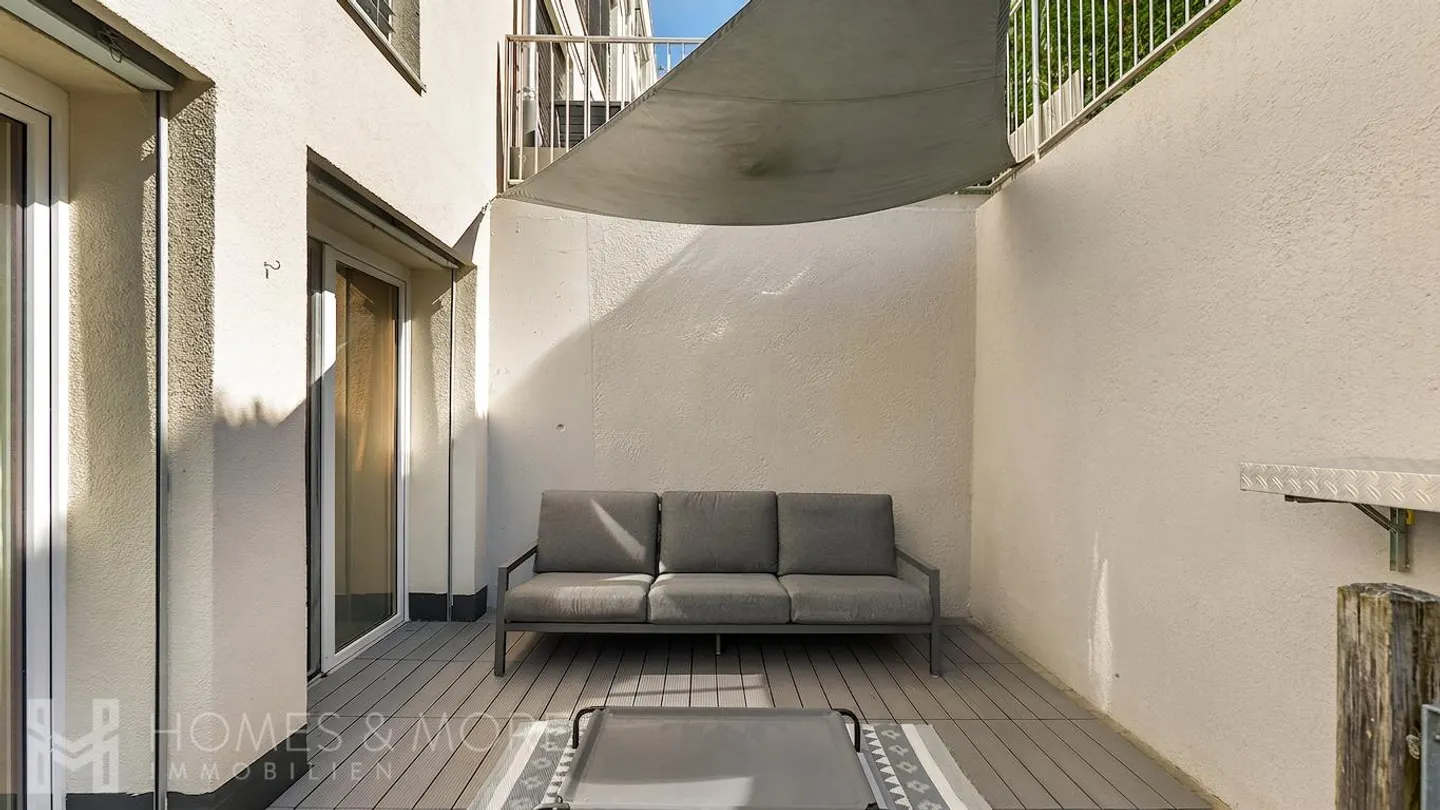 MODERN - WITH LOTS OF SPACE, PRIVATE GARDEN AND WELLNESS AREA - Photo 11 of 13