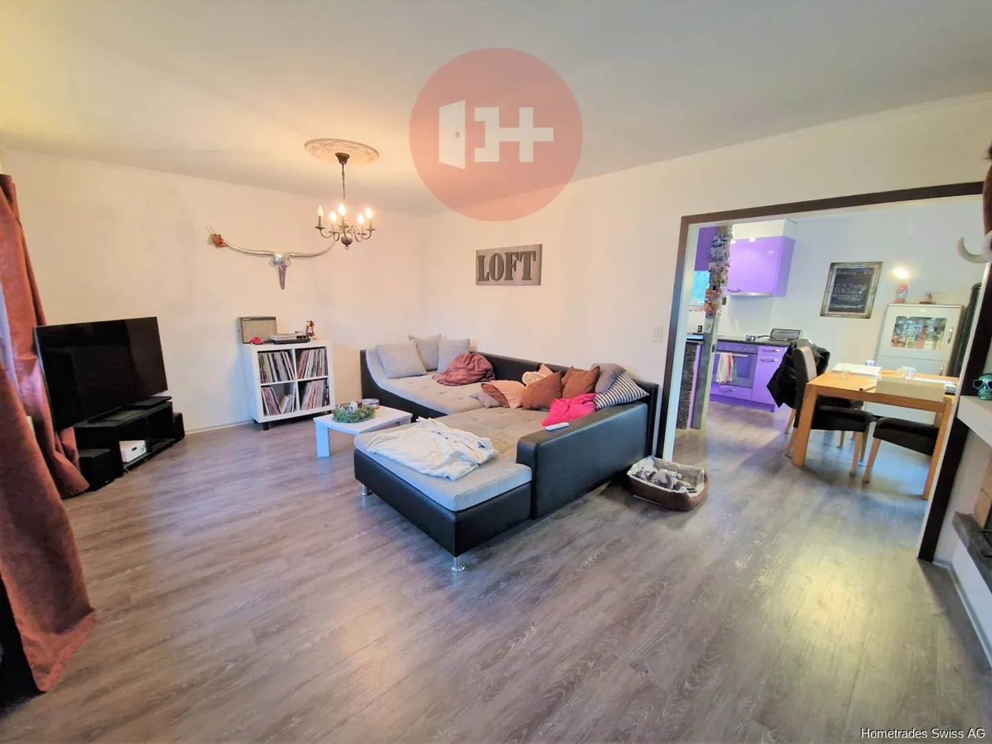 7-ROOM END TOWNHOUSE FOR THE LARGE FAMILY! - Photo 4 of 11