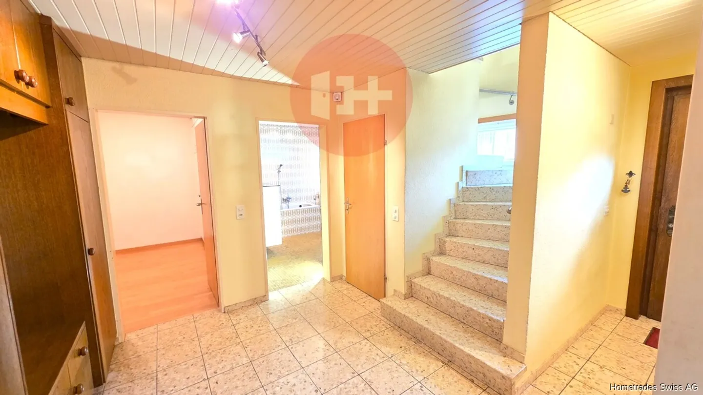 SPACIOUS SINGLE-FAMILY HOUSE WITH GARDEN!! - Photo 10 of 13