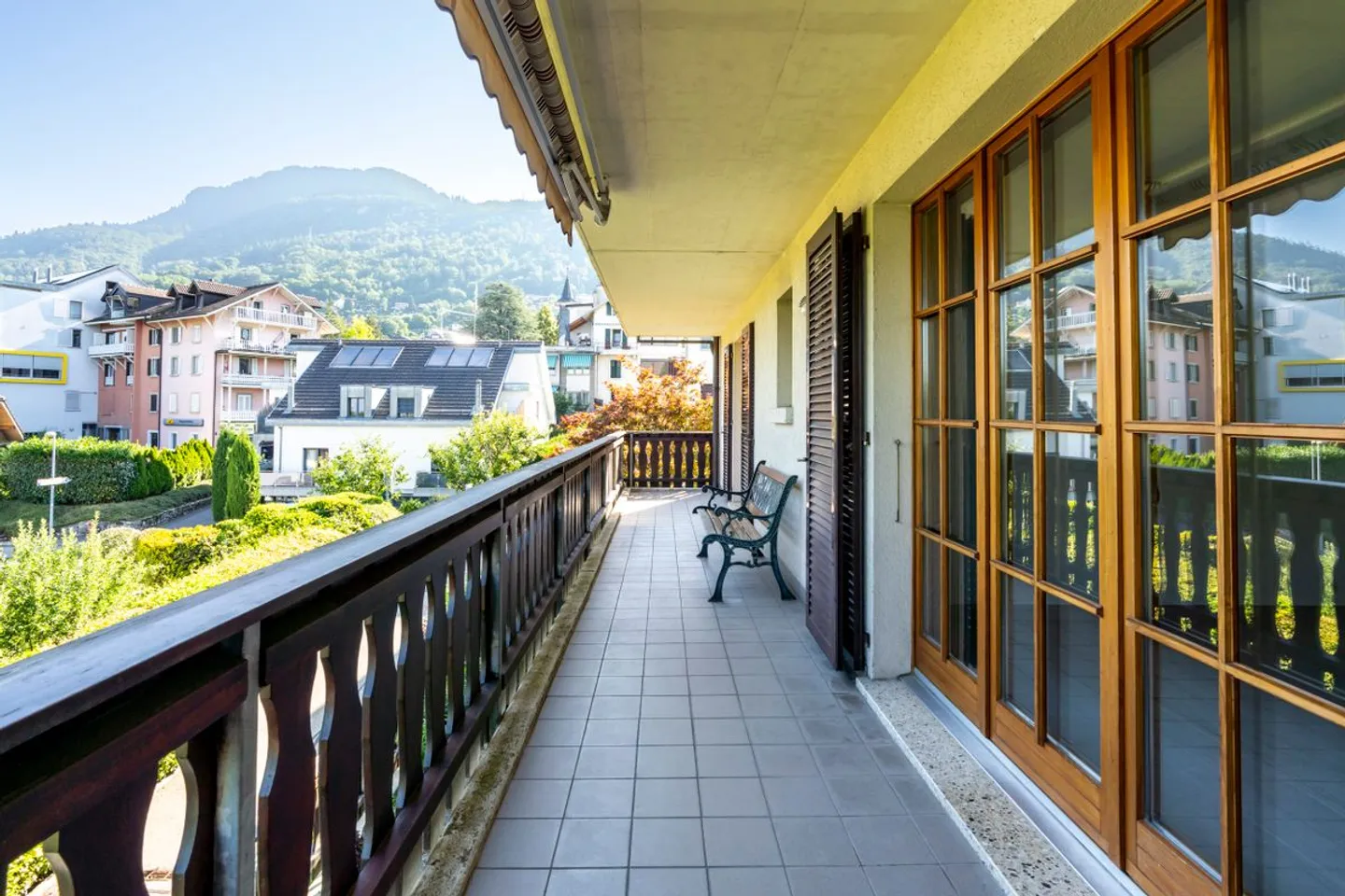 2.5-room apartment between lake and mountain - Photo 1 of 6