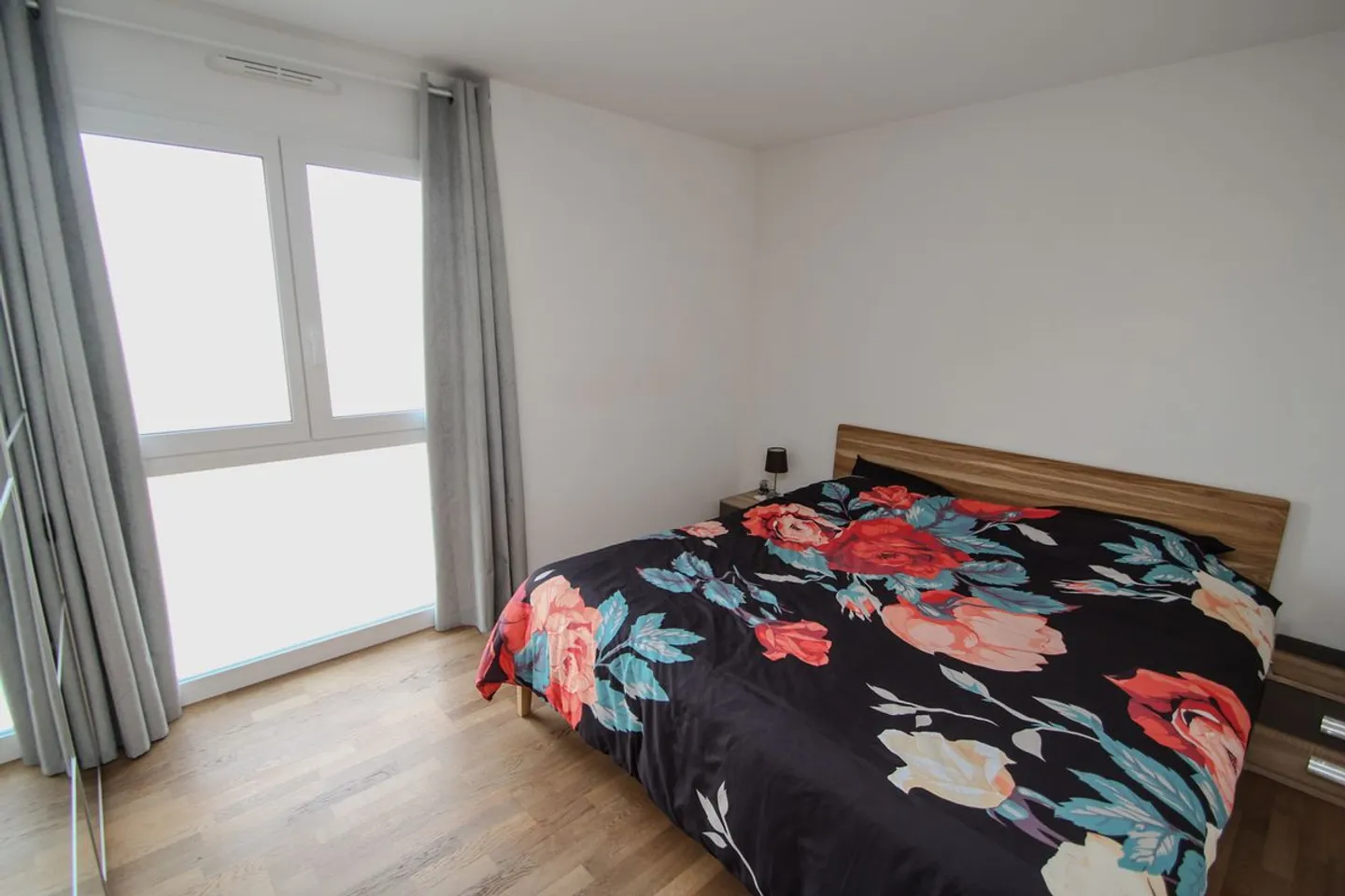 Appartement moderne avec grand balcon - Photo 6 sur 8